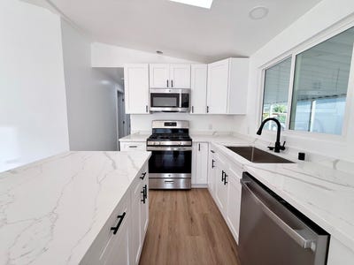 /international/us/10707-jamacha-blvd-spring-valley-ca-110108301756/