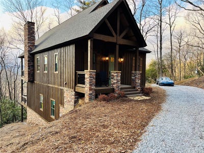/international/us/401-windy-gap-lane-lot-1-sapphire-nc-110103207131/