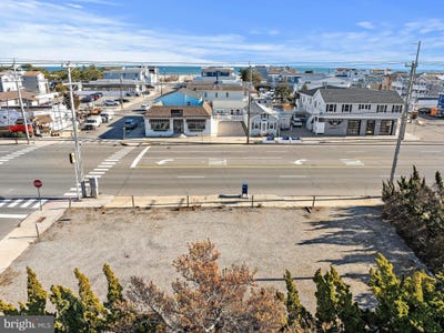 /international/us/1701-long-beach-boulevard-ship-bottom-nj-110097181277/