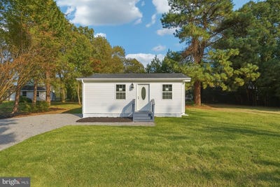 /international/us/1432-holly-vista-dr-colonial-beach-va-110107403500/