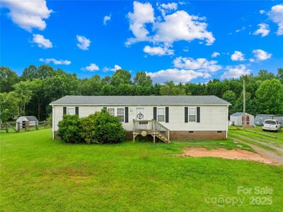 /international/us/178-zircon-drive-statesville-nc-110100768817/