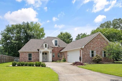 /international/us/39415-meadowbrook-ave-prairieville-la-110108568161/