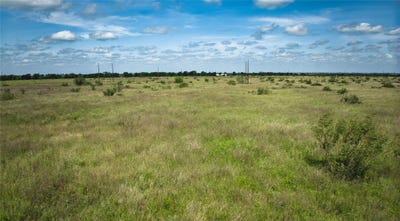 /international/us/tbd-lot-8-fm-112-freeway-thrall-tx-110108118801/