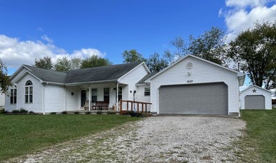 /international/us/42118-main-st-tuppers-plains-oh-110100258898/