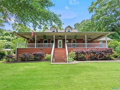/international/us/150-pinewood-drive-langston-al-110108393445/