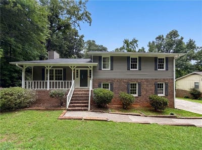 /international/us/6486-lynndale-lane-morrow-ga-110109038661/
