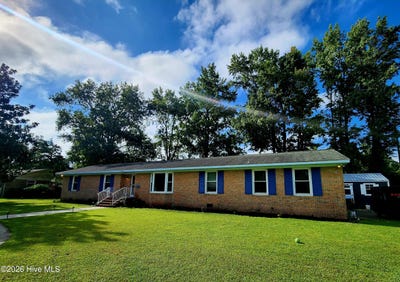 /international/us/200-stratford-road-havelock-nc-110105410798/
