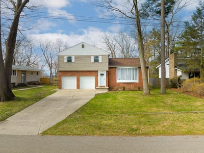 /international/us/135-california-avenue-muskegon-mi-110098909565/