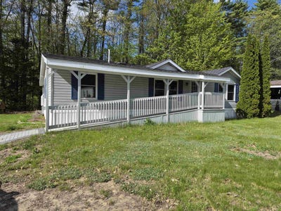 /international/us/74-lamplighter-drive-conway-nh-110099084605/