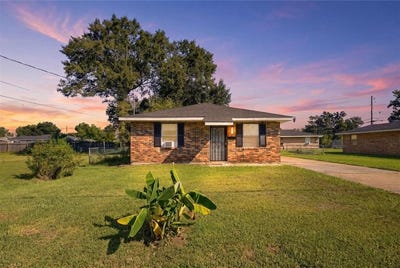 /international/us/2347-hagan-street-lake-charles-la-110119966627/