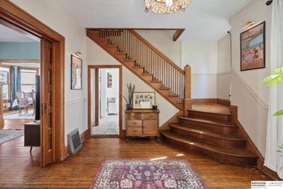 /international/us/1865-grant-street-blair-ne-110107874426/
