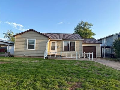 /international/us/1028-e-walnut-street-altus-ok-110107408839/