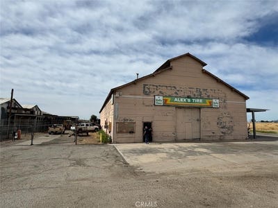 /international/us/1340-w-hobsonway-blythe-ca-110101213664/