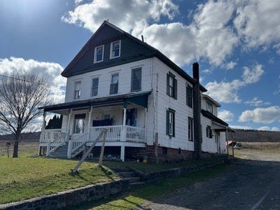 /international/us/1463-state-route-8-brookfield-ny-110098619022/