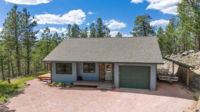 /international/us/11754-caledonia-trail-custer-sd-110108795171/