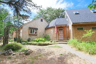 /international/us/110-prince-valley-road-truro-ma-110095522638/