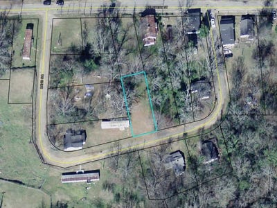 /international/us/davis-square-lot-on-winnsboro-sc-110119498225/