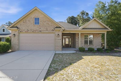 /international/us/120-heath-court-west-end-nc-110107989012/