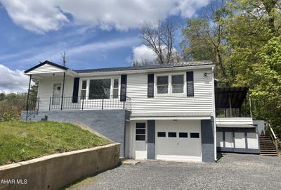 /international/us/2914-woodward-avenue-lock-haven-pa-110108346647/