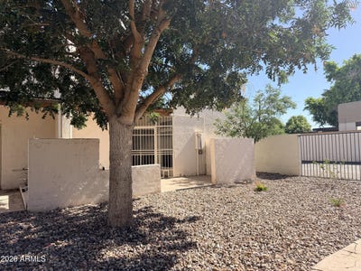 /international/us/327-e-huntington-drive-tempe-az-110108546674/