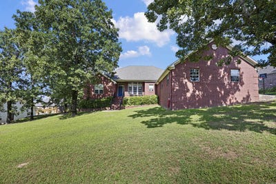 /international/us/703-castlegate-loop-russellville-ar-110100901067/