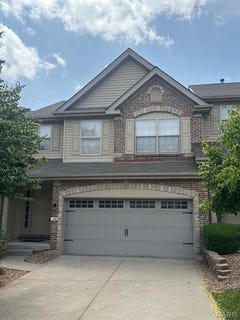 /international/us/110-distinction-drive-lake-st-louis-mo-110099648686/