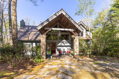 /international/us/86-meadow-ridge-lot-e10-cashiers-nc-110107605321/