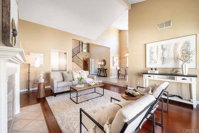 /international/us/634-gardenia-escondido-ca-110110319636/