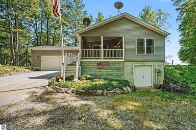 /international/us/3434-maple-ridge-lupton-mi-110108605268/