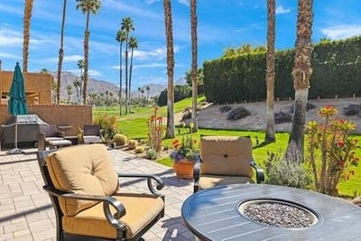 /international/us/73685-jasmine-place-palm-desert-ca-110097813562/