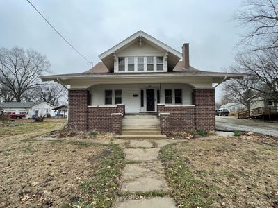 /international/us/461-summit-st-marshall-mo-110106202373/