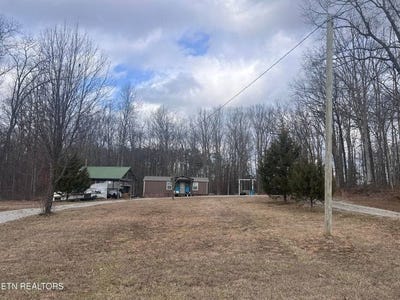 /international/us/52-duncan-hinds-rd-jamestown-tn-110105839946/