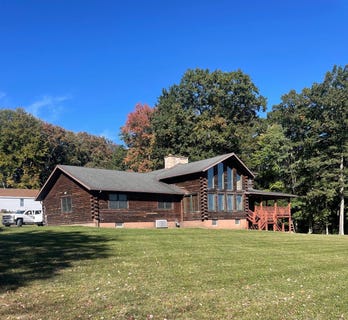 /international/us/1120-windfall-rd-saint-marys-pa-110120488907/