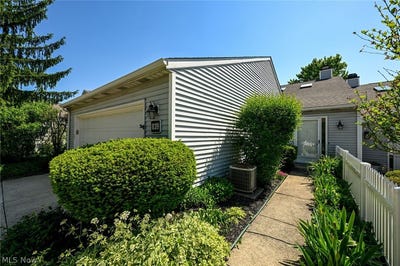 /international/us/839-sutton-place-akron-oh-110108173612/