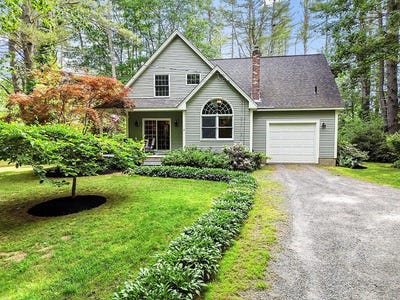 /international/us/2-falling-pines-lane-readfield-me-110100848698/