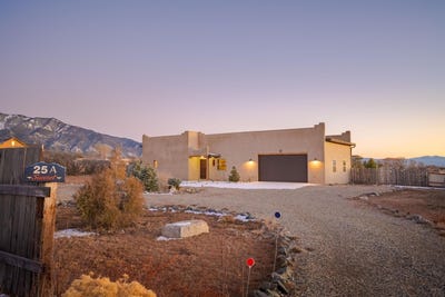 /international/us/25a-sunset-arroyo-seco-nm-110096800052/