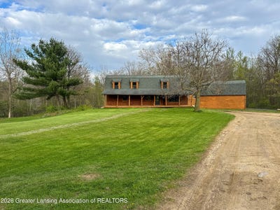 /international/us/11965-berryville-road-rives-junction-mi-110108295436/