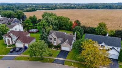 /international/us/37103-n-bonnie-brae-road-lake-villa-il-110120095517/