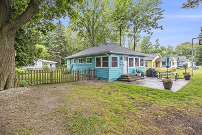 /international/us/3181-n-lakeshore-drive-ludington-mi-110100347125/
