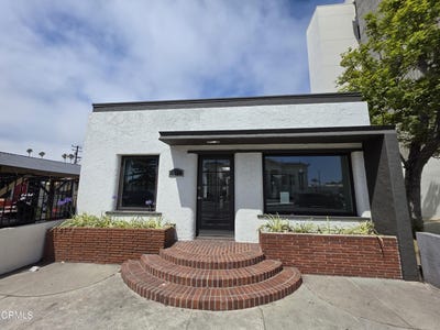 /international/us/431-south-c-street-oxnard-ca-110107854656/