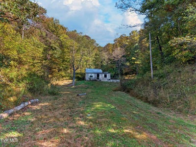 /international/us/2315-burem-road-rogersville-tn-110120650991/