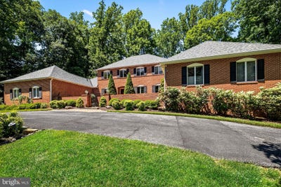 /international/us/4-brickford-lane-baltimore-md-110108873628/