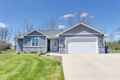 /international/us/915-nightingale-court-pulaski-wi-110107818462/