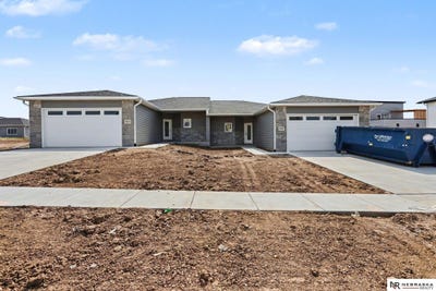 /international/us/9433-far-niente-lane-lincoln-ne-110105504951/