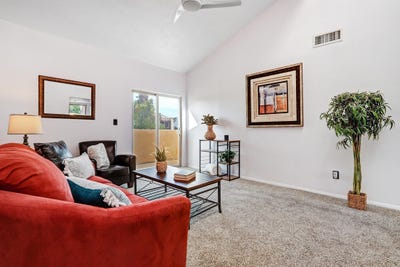 /international/us/13246-candelaria-road-ne-albuquerque-nm-110120751810/