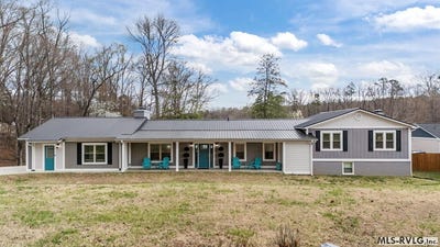 /international/us/585-bonanza-trail-clarksville-va-110120465295/