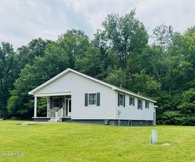 /international/us/181-woodland-boulevard-portage-pa-110100192145/