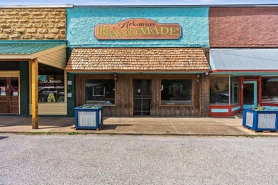 /international/us/414-main-street-leslie-ar-110100467653/