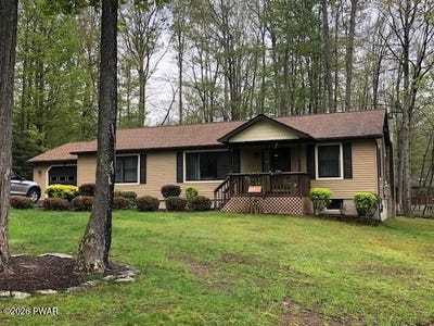/international/us/122-cypress-lane-greentown-pa-110107927053/