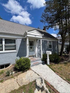 /international/us/345-walton-street-west-hempstead-ny-110107585189/
